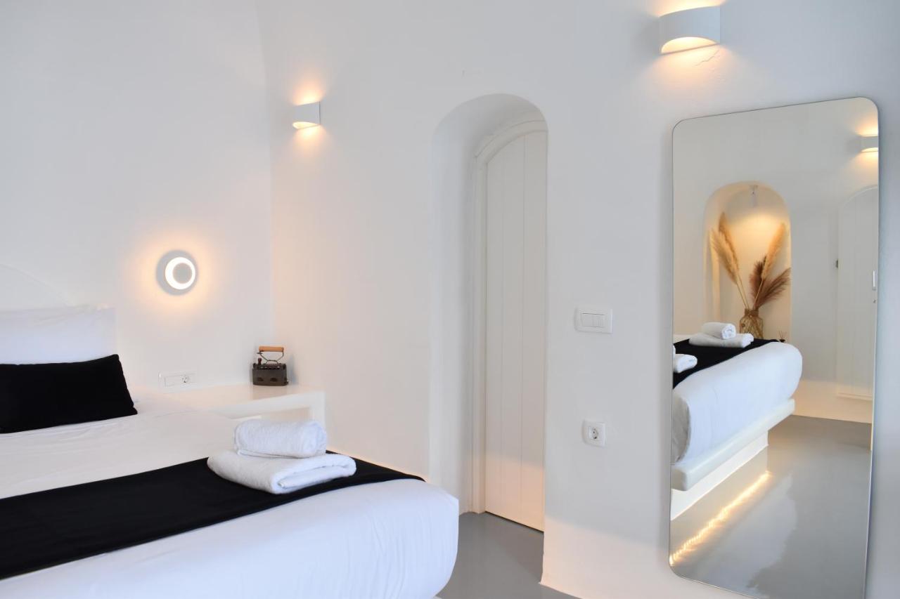 Oinos Luxury Suites Caldera 이아 외부 사진